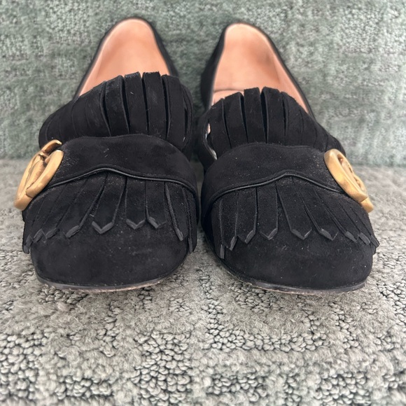 Gucci Marmont GG Black Heels with Gold Accent - Picture 6 of 10